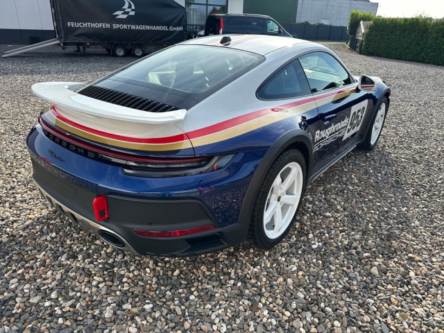 PORSCHE 992 / 911 Dakar *Rallye Design Paket* 480 PS